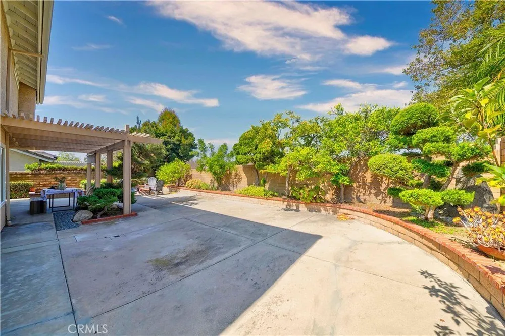 2207 Heritage Way, Fullerton, CA 92833