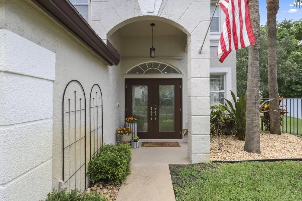 7518 Oak Grove Circle, Lake Worth Beach, FL 33467