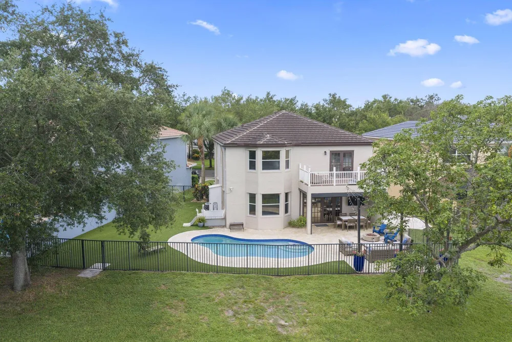 7518 Oak Grove Circle, Lake Worth Beach, FL 33467