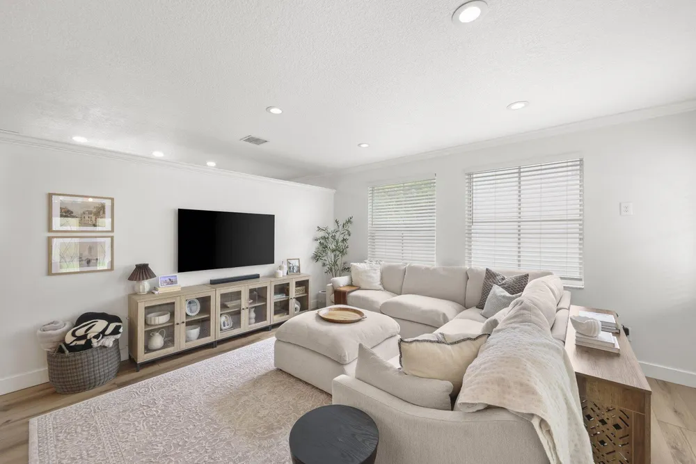 7518 Oak Grove Circle, Lake Worth Beach, FL 33467