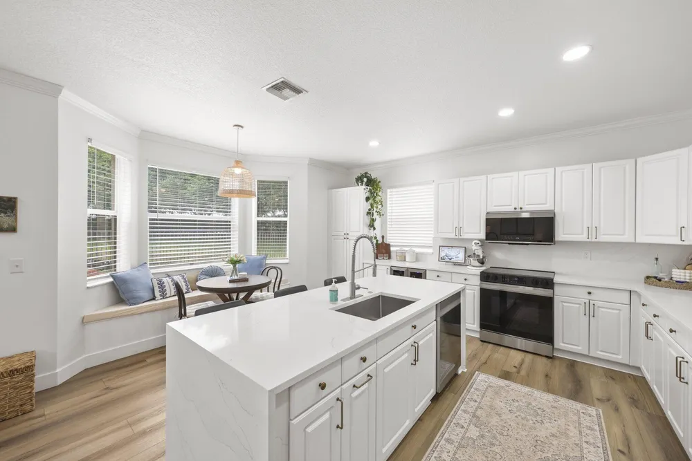 7518 Oak Grove Circle, Lake Worth Beach, FL 33467