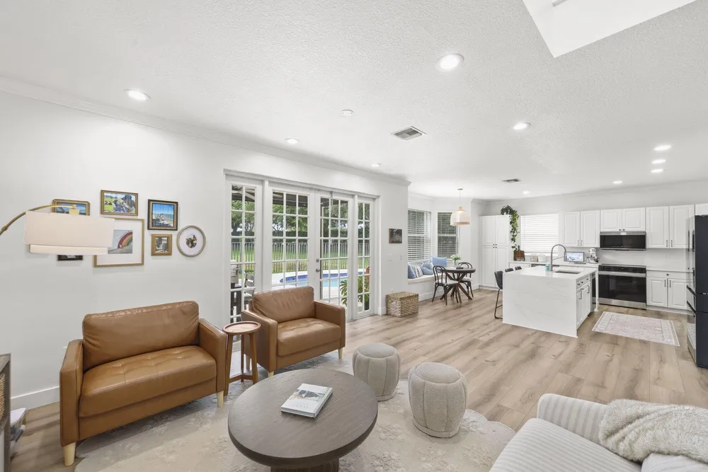 7518 Oak Grove Circle, Lake Worth Beach, FL 33467