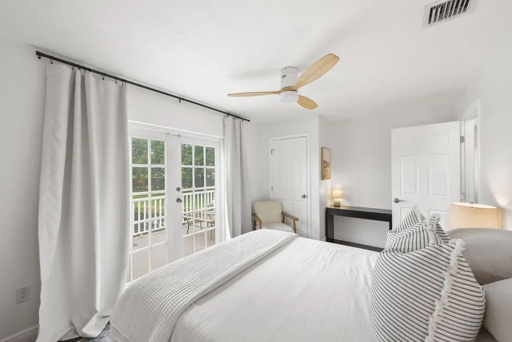 7518 Oak Grove Circle, Lake Worth Beach, FL 33467