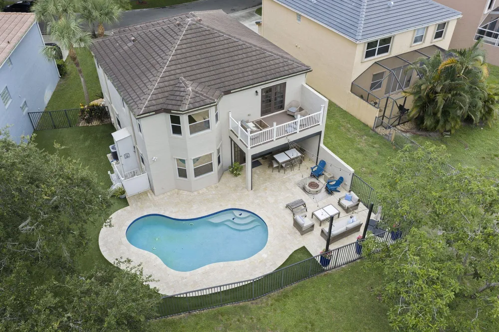 7518 Oak Grove Circle, Lake Worth Beach, FL 33467