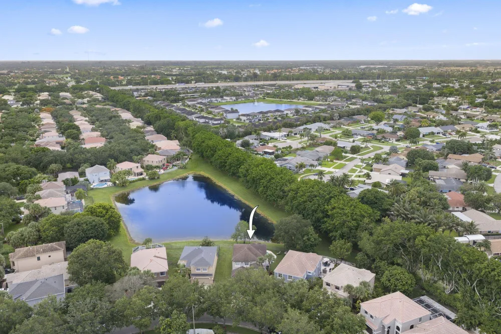 7518 Oak Grove Circle, Lake Worth Beach, FL 33467