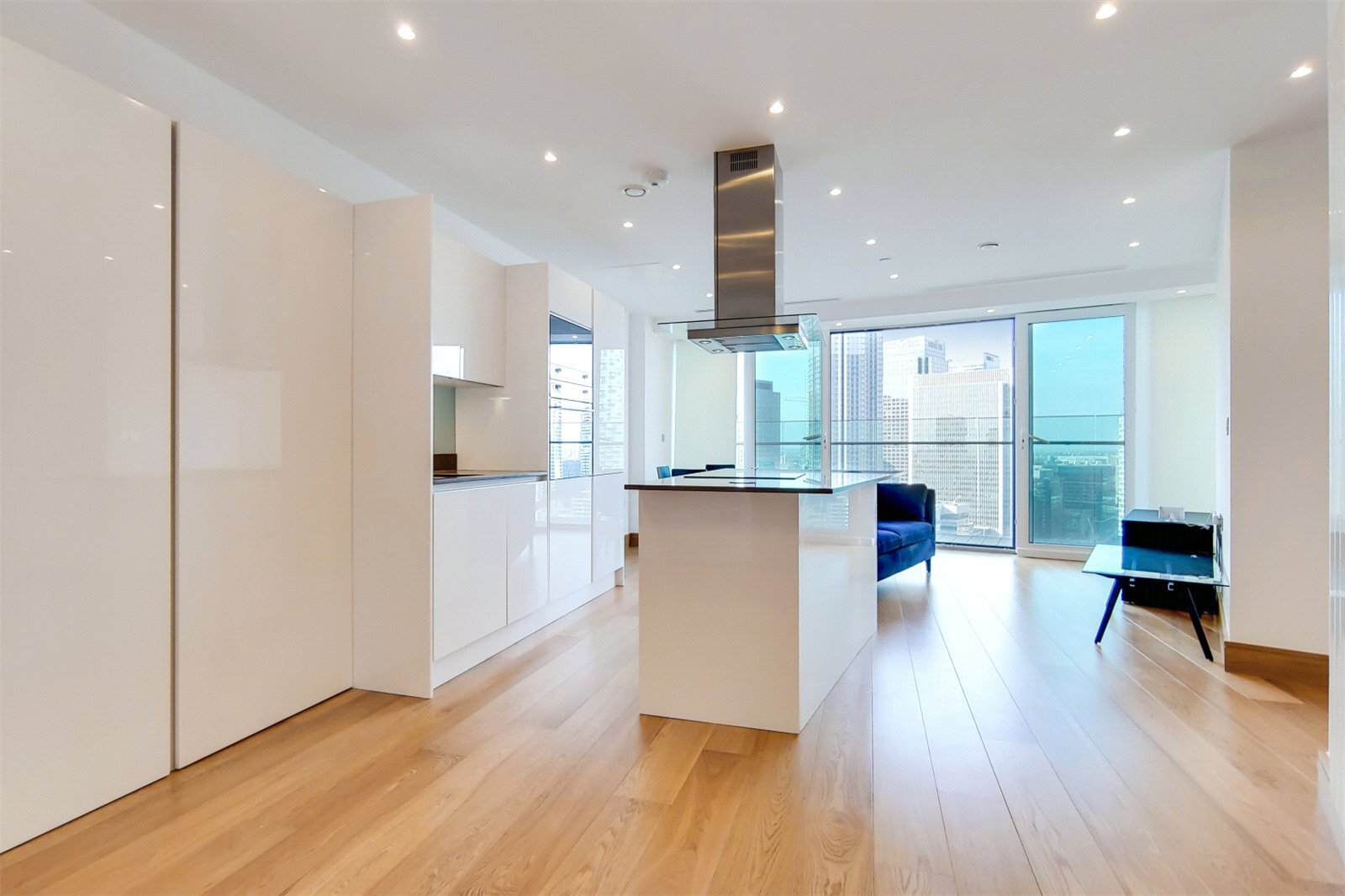 Arena Tower, Crossharbour Plaza, Canary Wharf, E14 Image 1