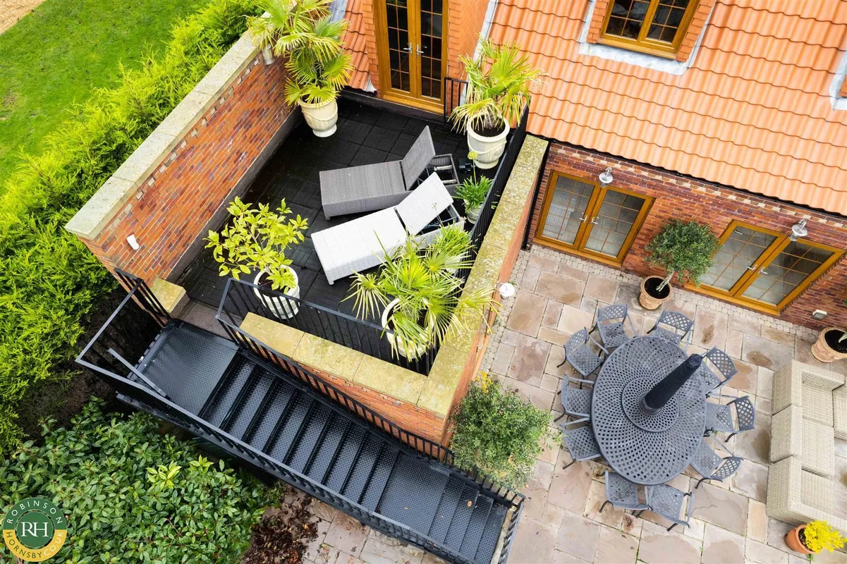 Stonehill, Hatfield Woodhouse, Doncaster