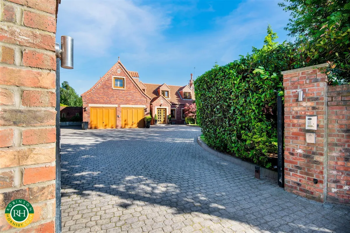Stonehill, Hatfield Woodhouse, Doncaster