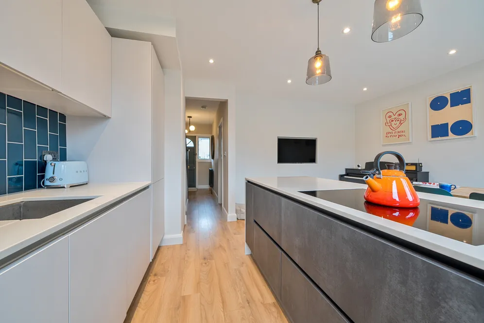Avondale Avenue, East Barnet, EN4 photo 12