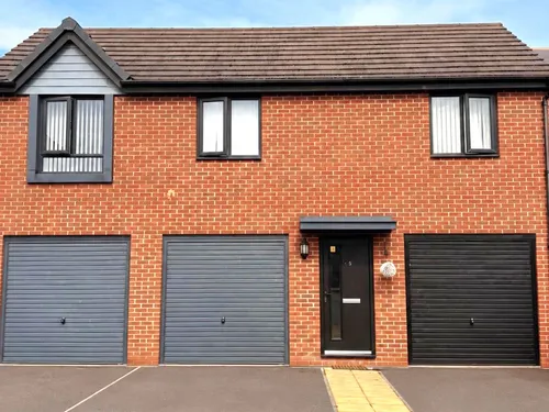 Imperial Mews, HULLphoto
