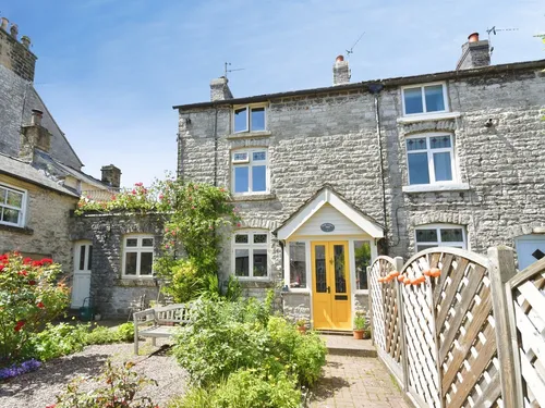 Buxton Road, Tideswell, Buxtonphoto