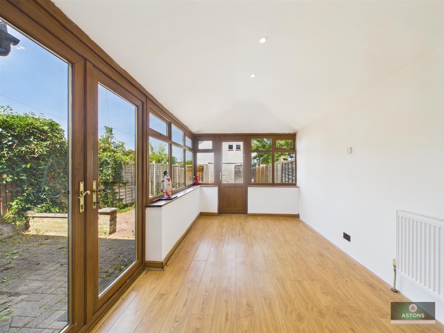 Coney Close, Crawley Image 3