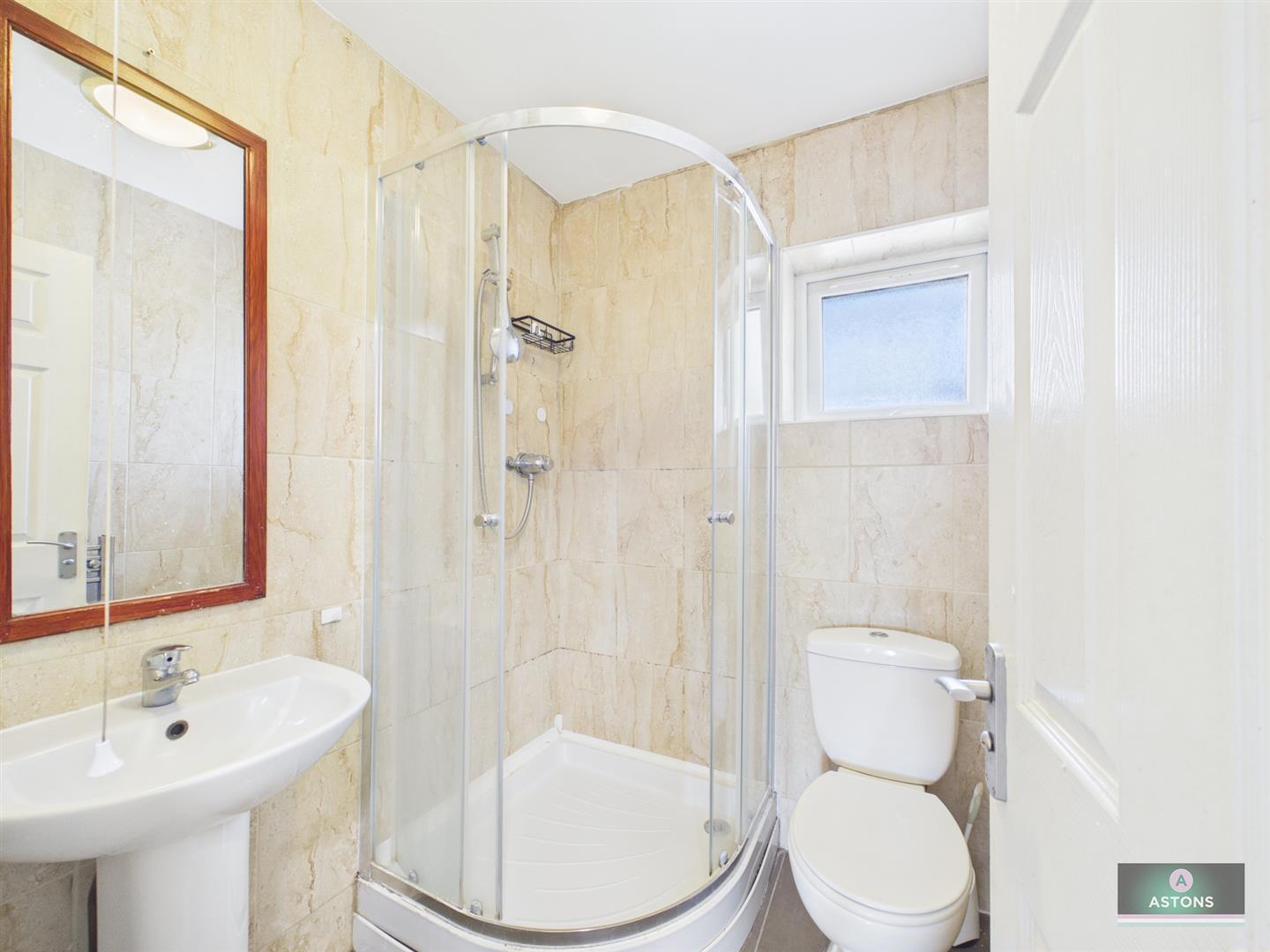 Coney Close, Crawley Image 15