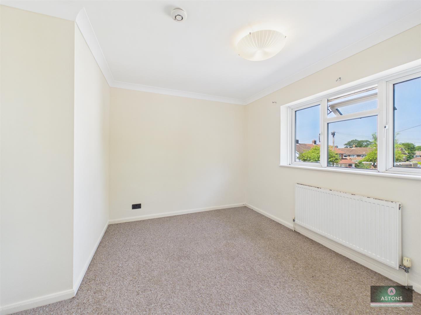 Coney Close, Crawley Image 17