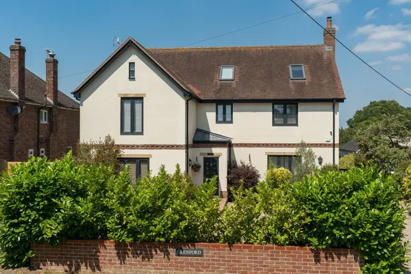 Abberton Road, Layer-De-La-Haye, CO2 photo 1