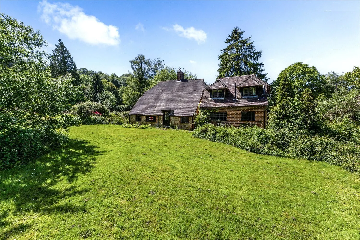 Henley, Haslemere, GU27 photo 9