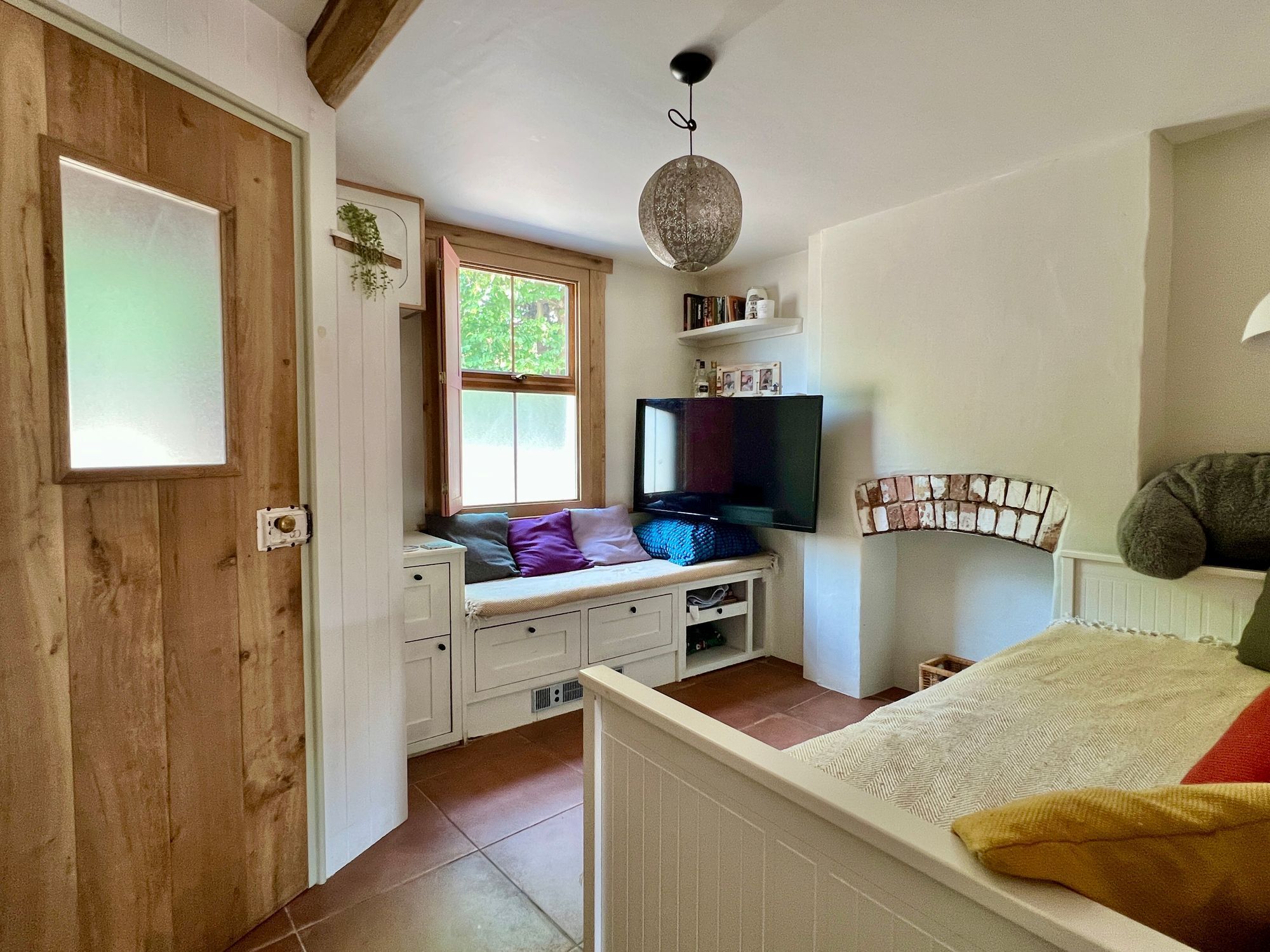 Mountway Road, Bishops Hull - NO onward chain! Image 3