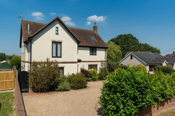 Abberton Road, Layer-De-La-Haye, CO2 photo 40