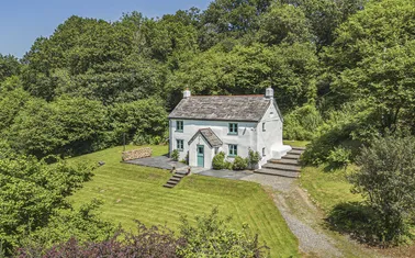 Helland, Bodmin