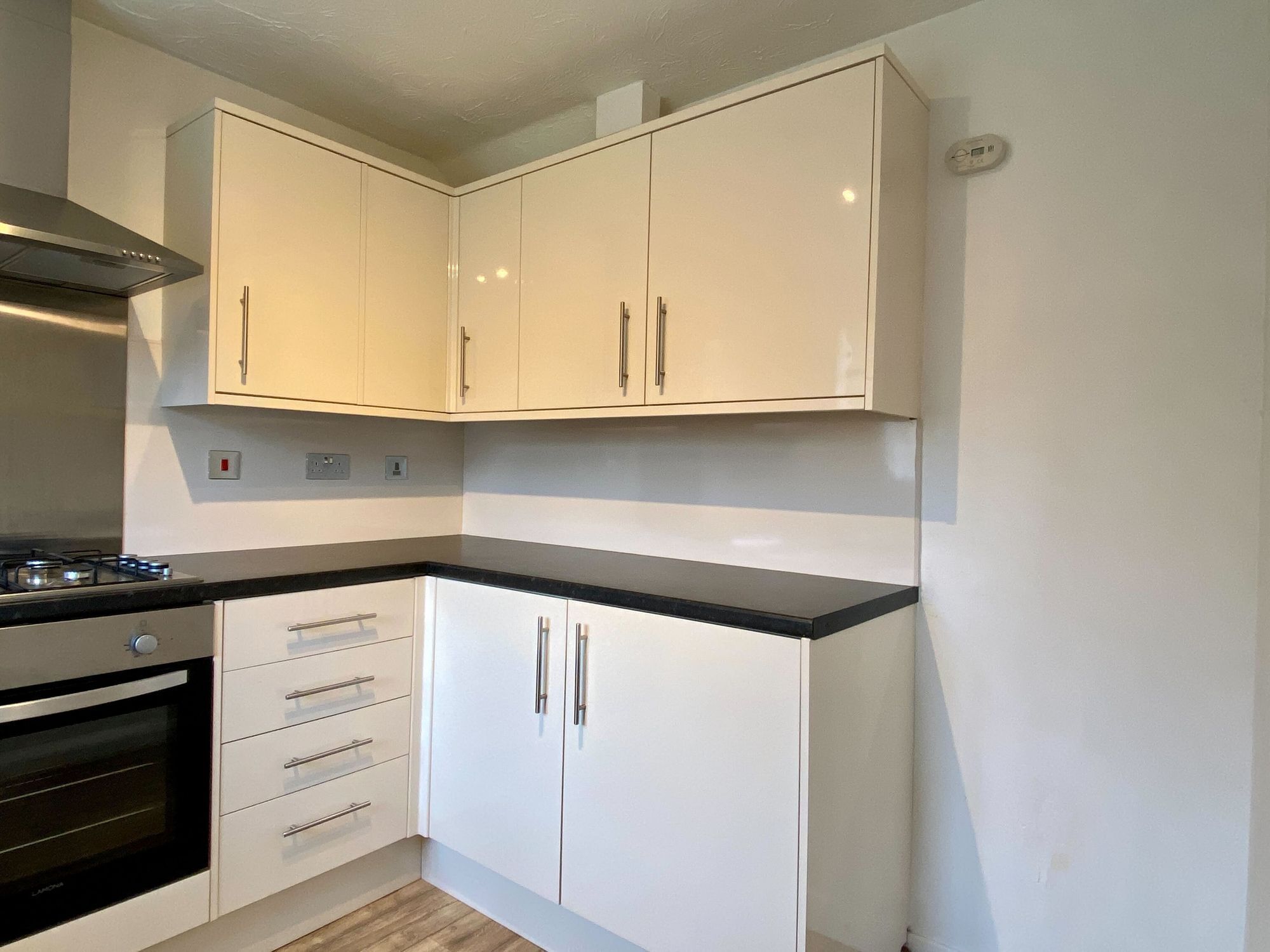 Sheldon Court, Taunton Image 6