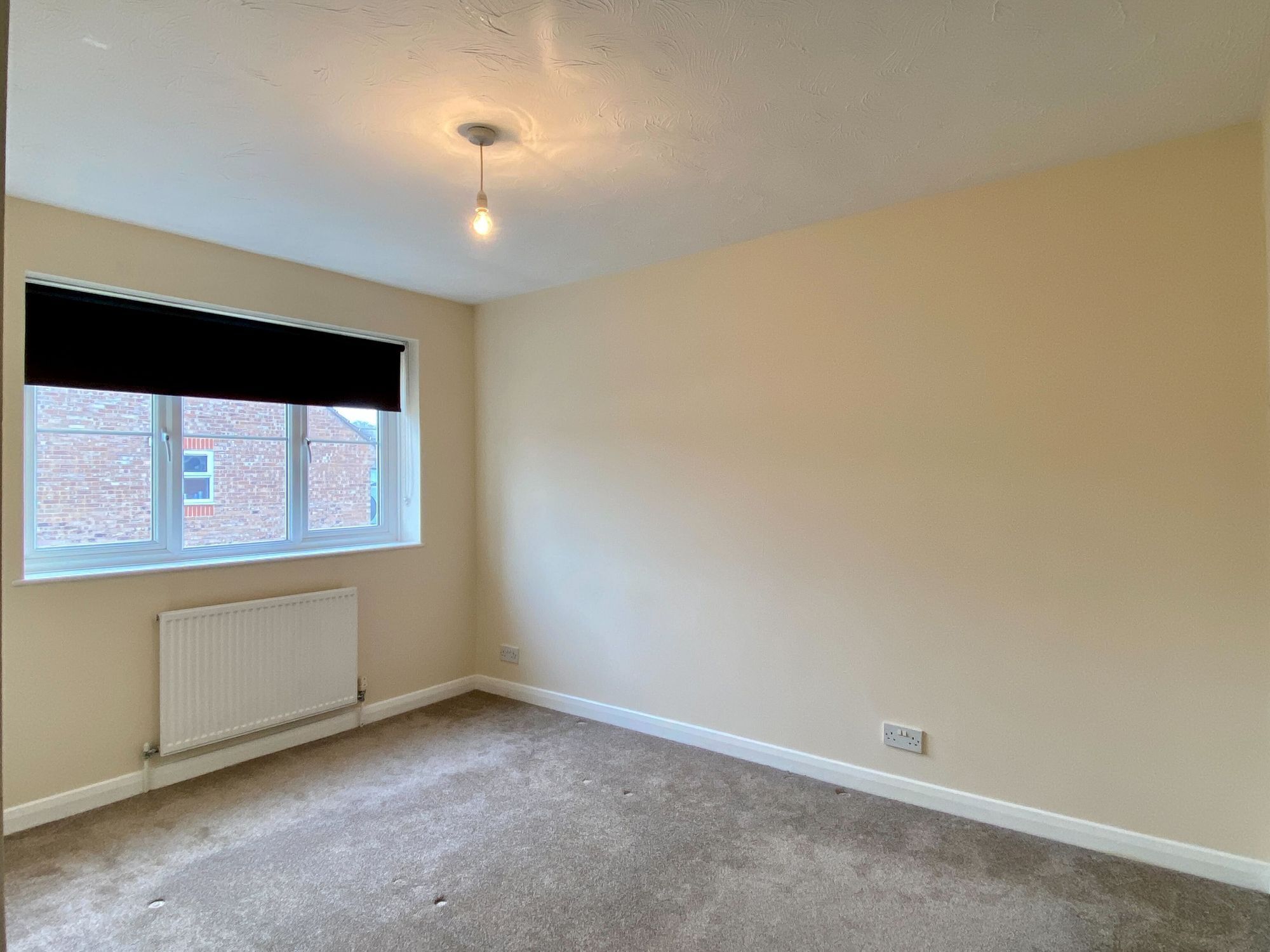 Sheldon Court, Taunton Image 12