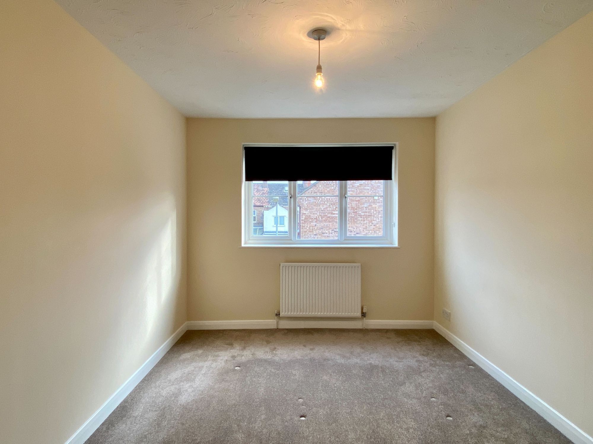 Sheldon Court, Taunton Image 14