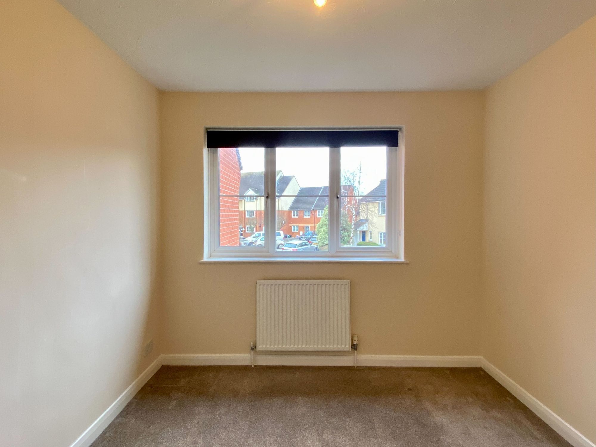 Sheldon Court, Taunton Image 16
