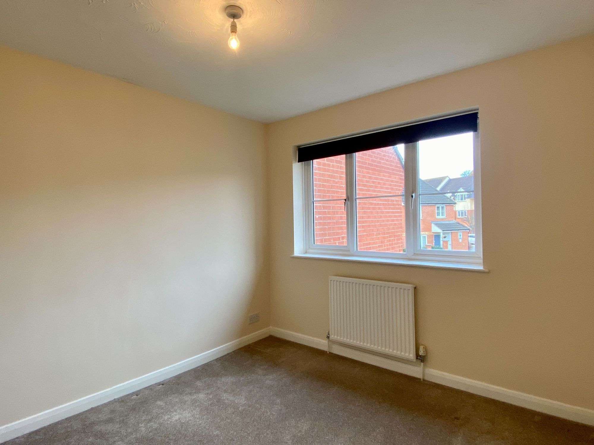 Sheldon Court, Taunton Image 18