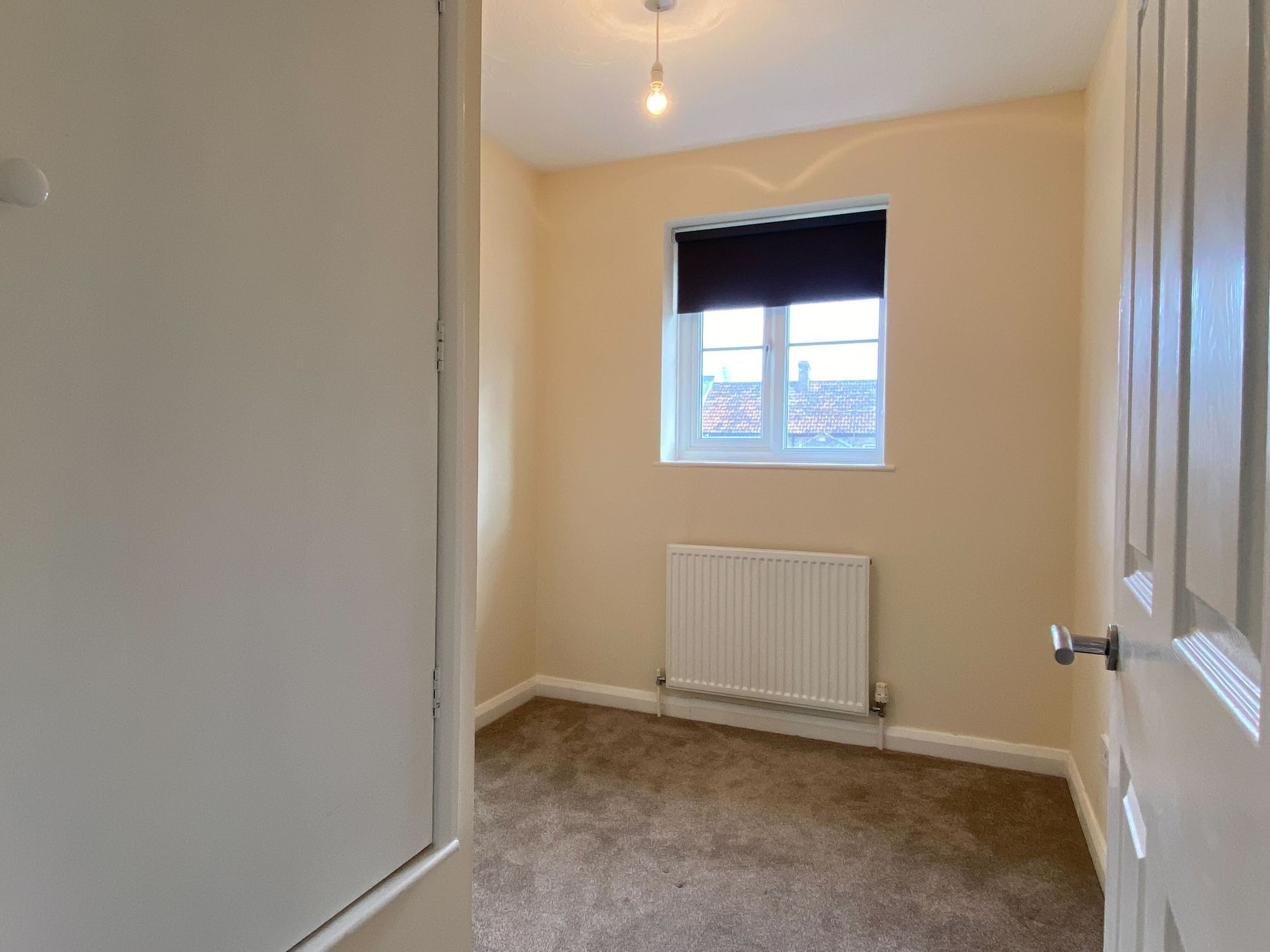 Sheldon Court, Taunton Image 20