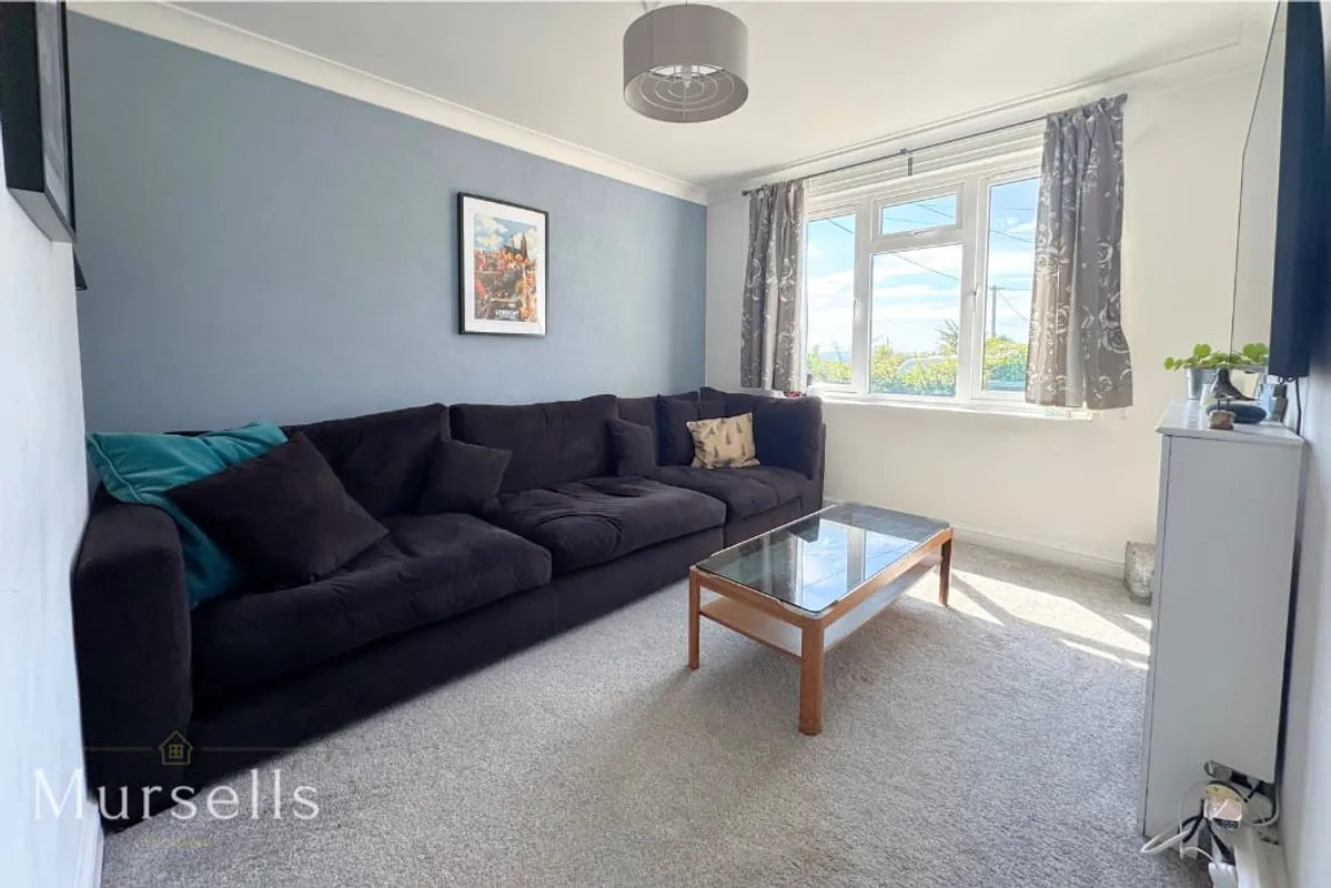 Foxhills Crescent, Lytchett Matravers, Poole, BH16