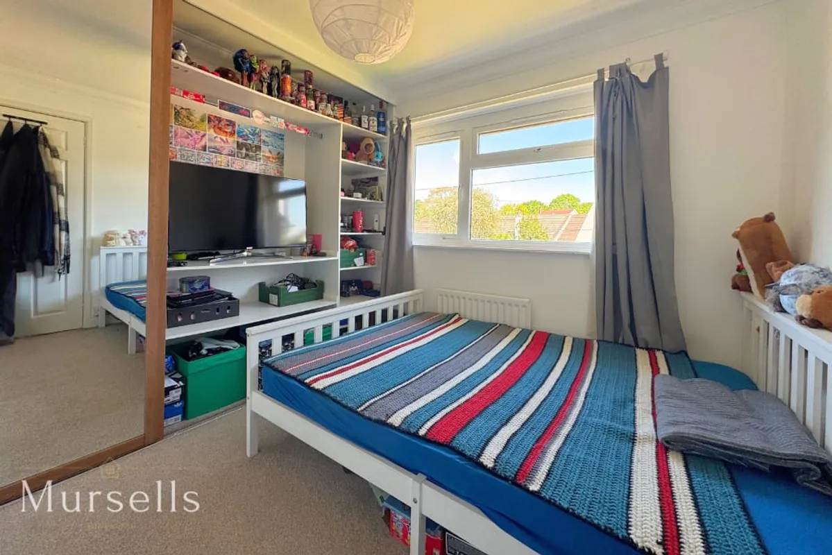 Foxhills Crescent, Lytchett Matravers, Poole, BH16