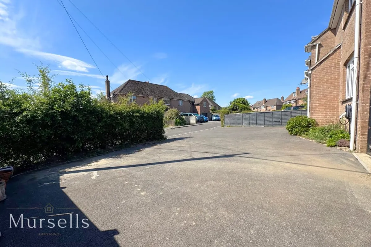 Foxhills Crescent, Lytchett Matravers, Poole, BH16