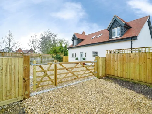 Worminghall Road, Ickford, Aylesburyphoto
