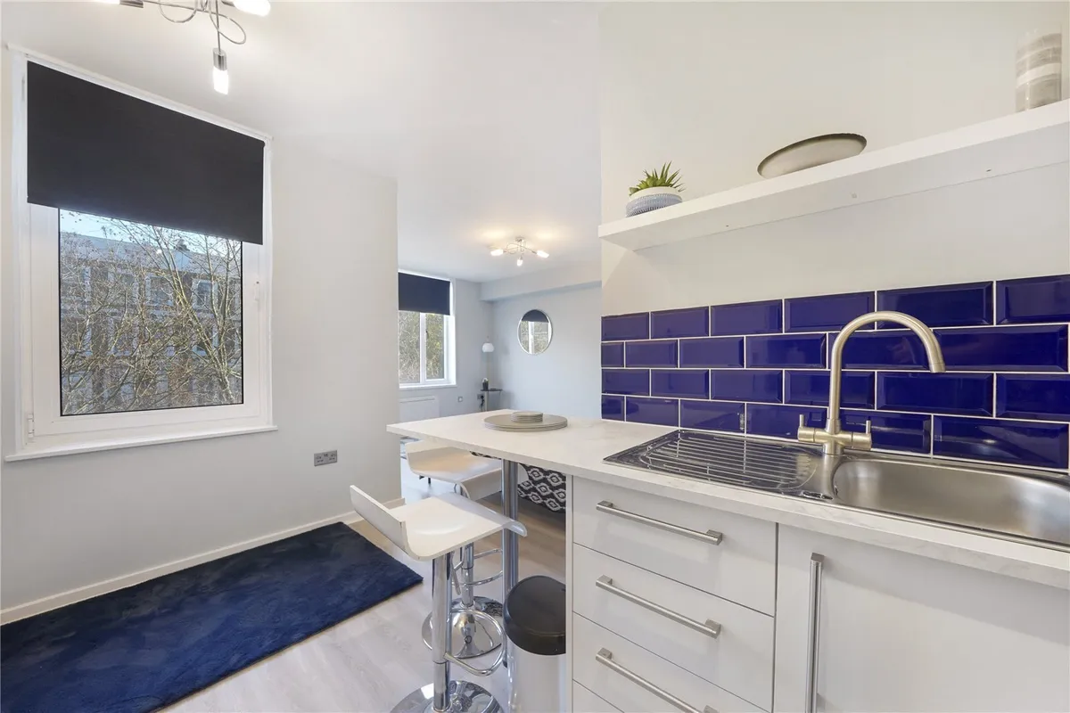 Earls Court Road, London, W8
