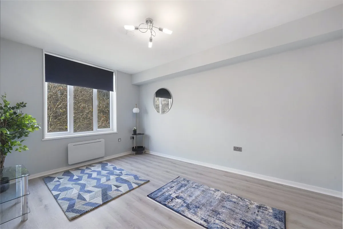 Earls Court Road, London, W8