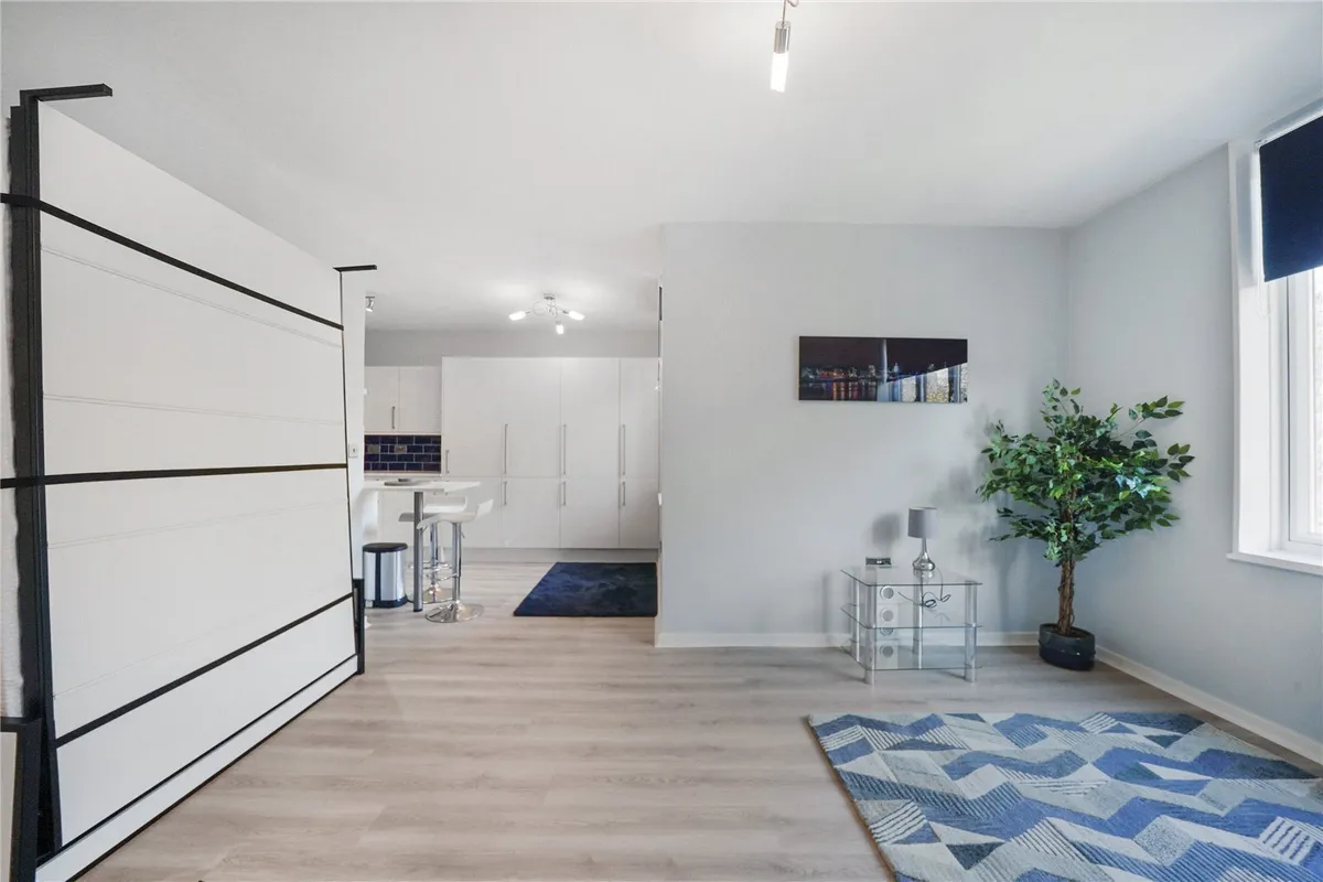 Earls Court Road, London, W8