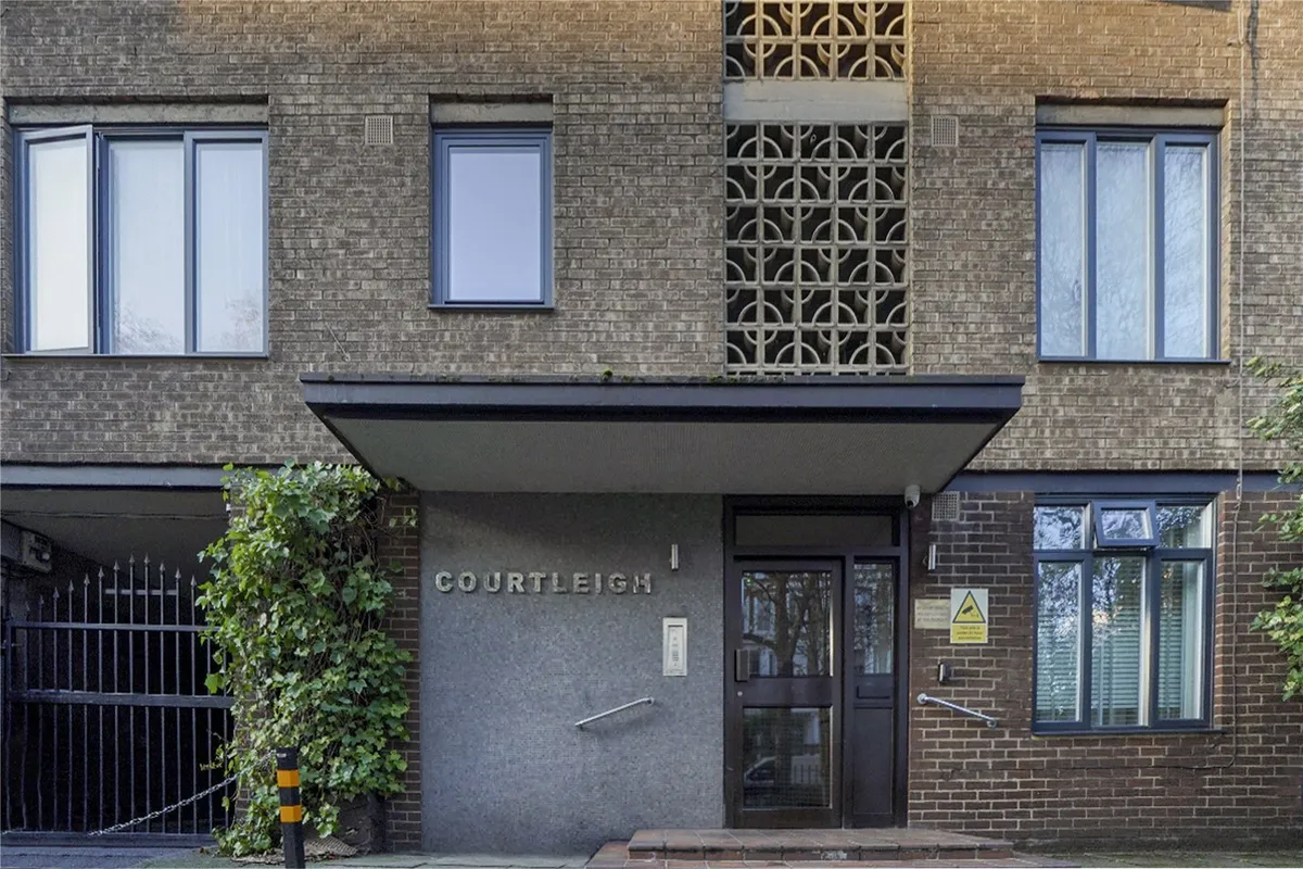 Earls Court Road, London, W8