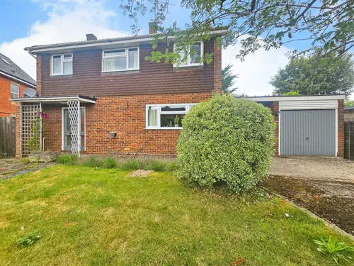 Baker Street, Waddesdon, Aylesburyphoto