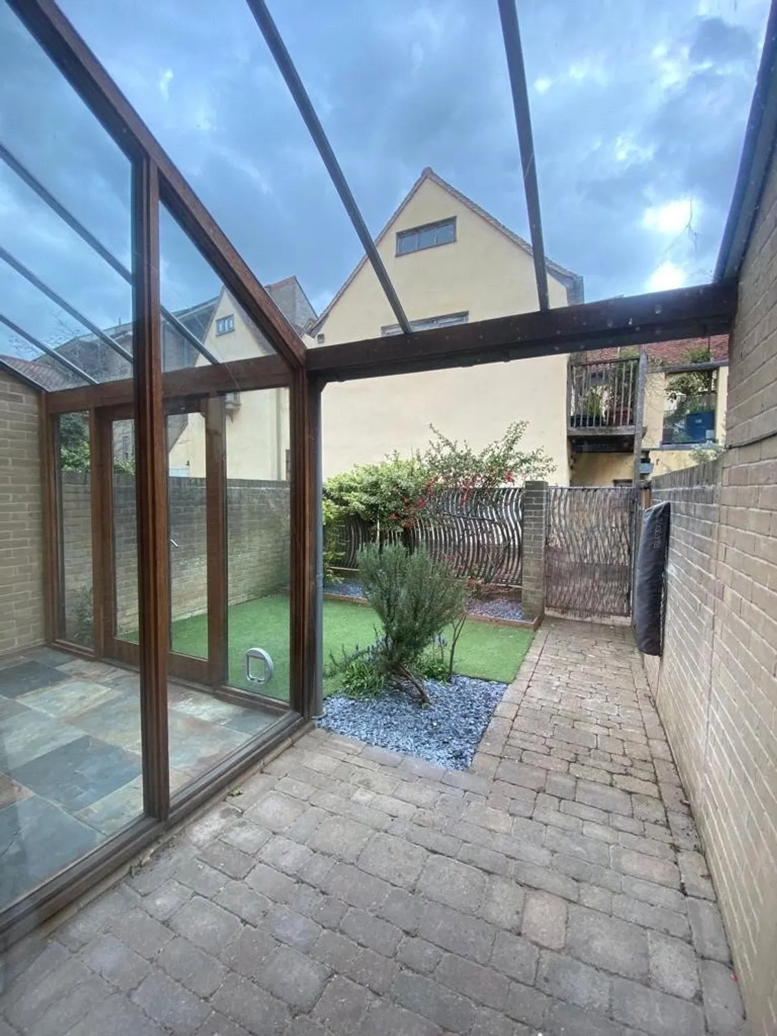 Raes Yard, Risbygate Street, IP33 photo 3