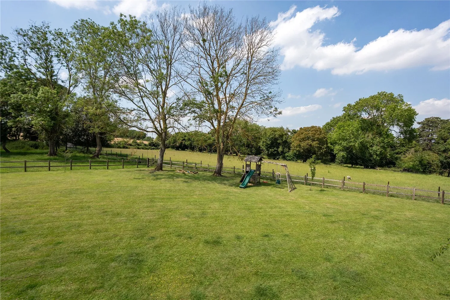 Purple Hill, Buxhall, IP14 photo 3