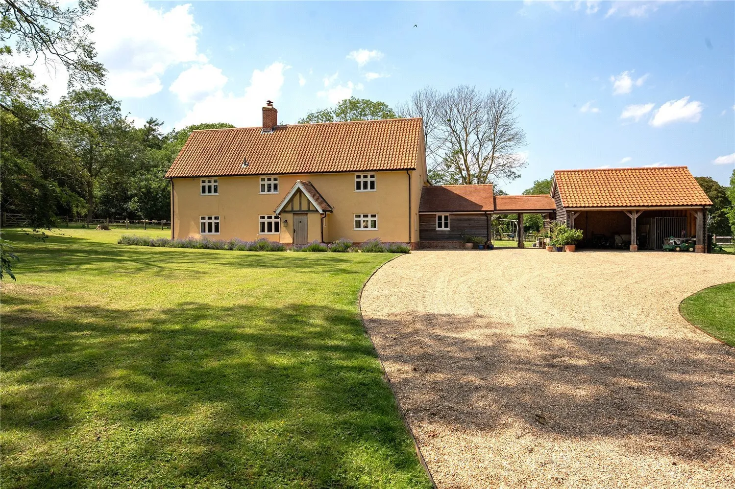 Purple Hill, Buxhall, IP14 photo 23
