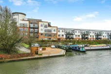 The Waterfront, Hertford