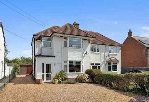 Newport Pagnell Road, Hardingstone, Northampton, NN4