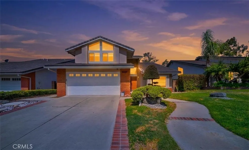 2207 Heritage Way, Fullerton, CA 92833