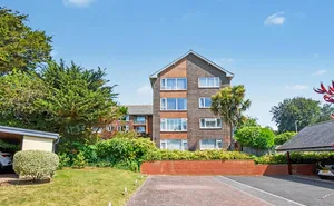 Douglas Avenue, Exmouth, Devon, EX8 photo