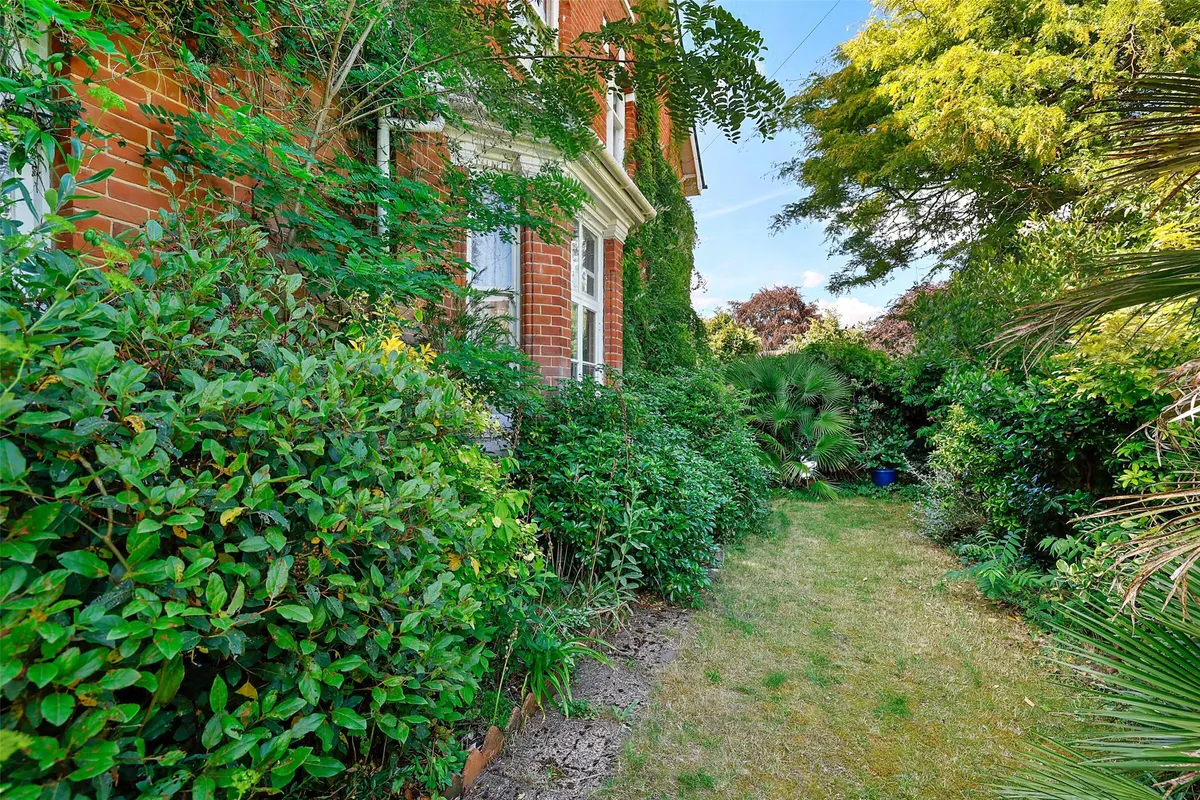 Reigate Road, Redhill, Surrey, RH1