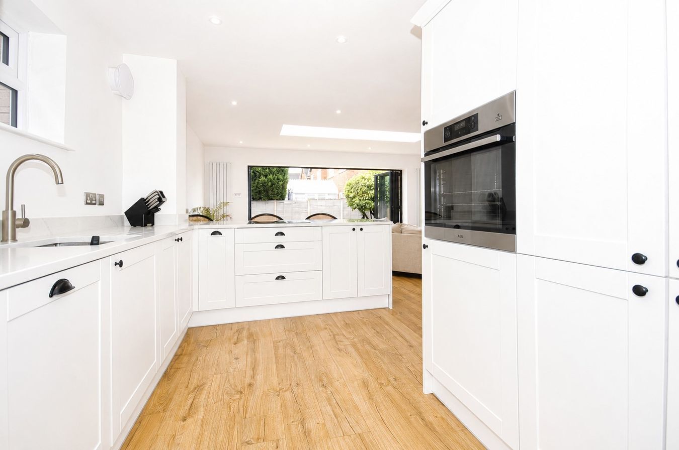 Woodlea Avenue, Lutterworth, LE17