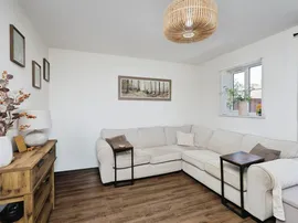 Millstone Drive, Hailsham thumb 3