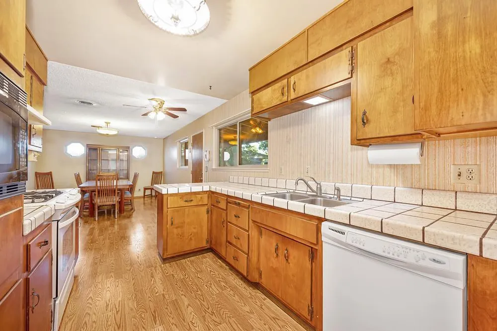 6567 Woodpark Way, Citrus Heights, CA 95621
