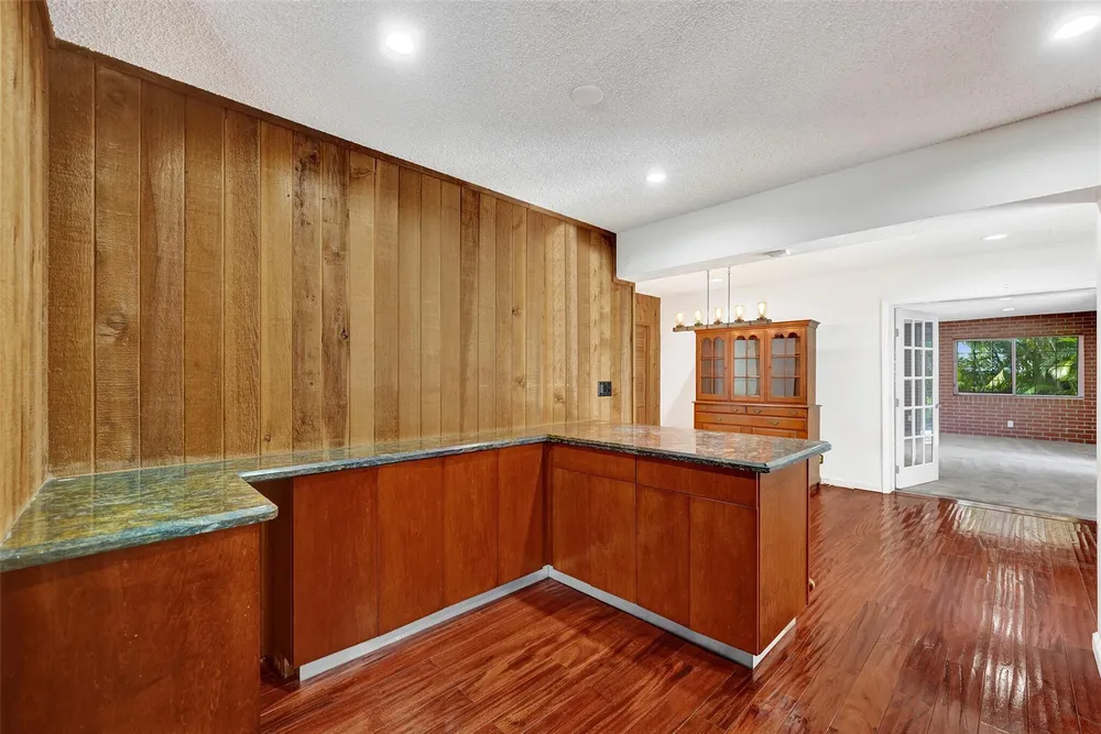 4731 NE 13th Ave, Oakland Park, FL 33334
